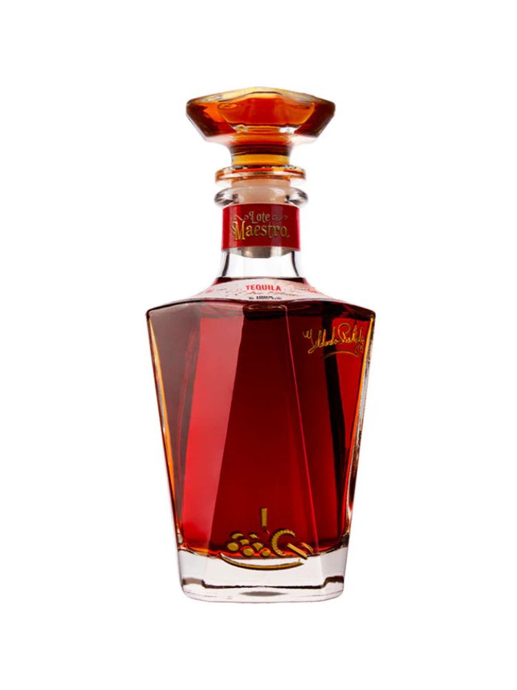 Lote Maestro Extra Añejo Tequila, 750mL bottle on white background.